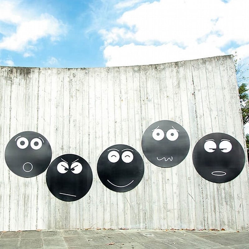 Outdoor Emotions Chalkboards - School Furniture